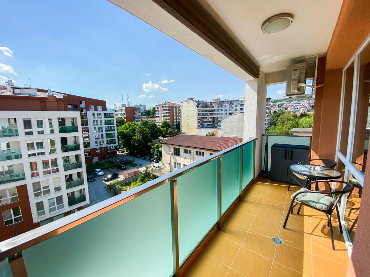 Happy Town Apartments Veliko Tarnovo Eksteriør billede